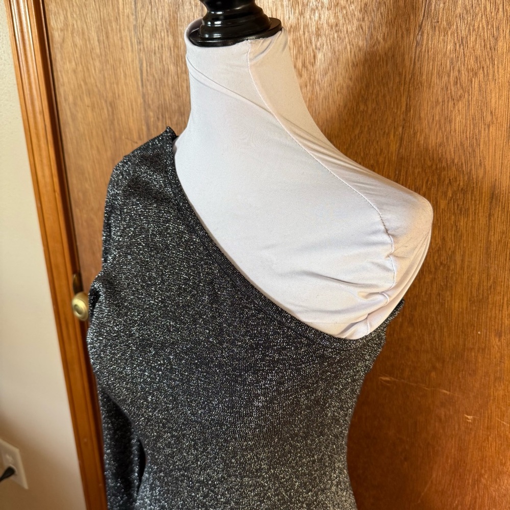 BCBGMaxAzria Black Silver Glitter Sparkle One Shoulder Cocktail Mini Dress M - Picture 5 of 12